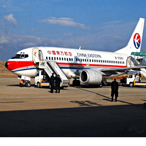 满洲里西郊机场物流航空快运业稳步发展的原因是什么？